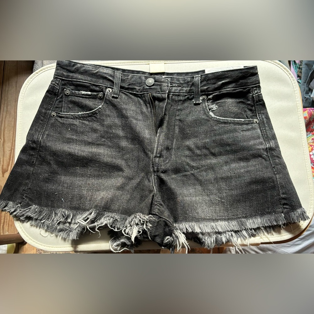 American Eagle NWT Black Washed Shorts